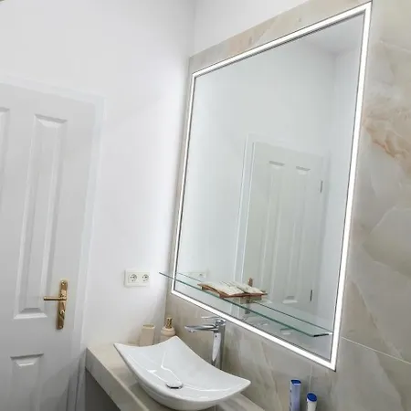 דירה Historic Apartments Bratislava Old Town