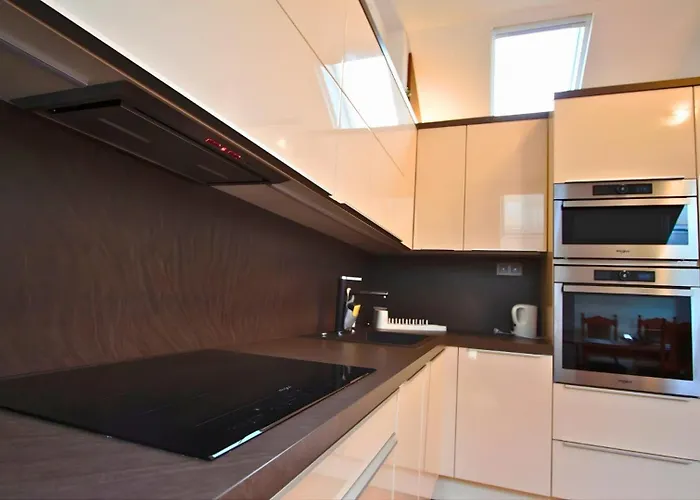 Historic Attic Old Town Apartment