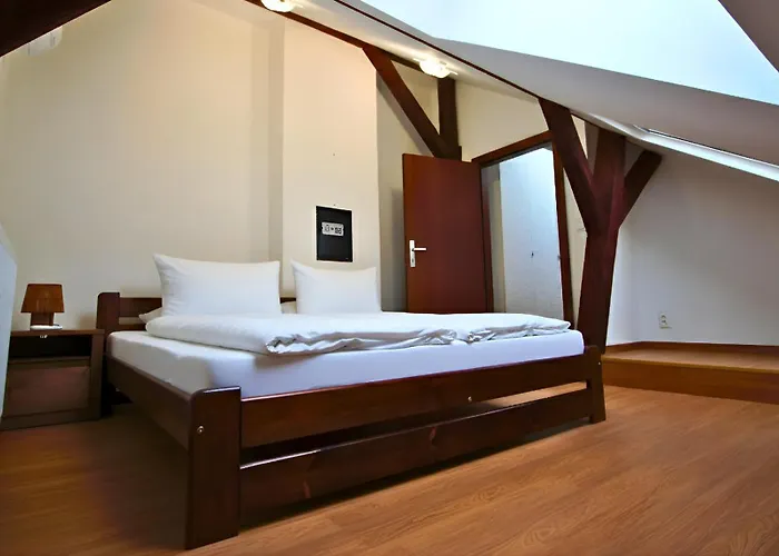 Historic Attic Old Town *